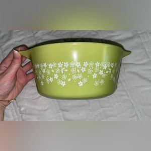 Vintage Pyrex Crazy Daisy Spring Blossom Casserole Dish
